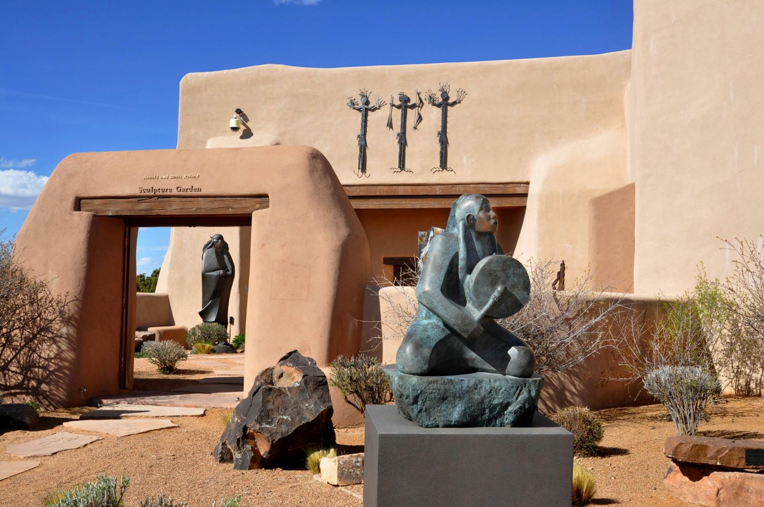 santa-fes-enchanting-indian-arts-and-culture-museum