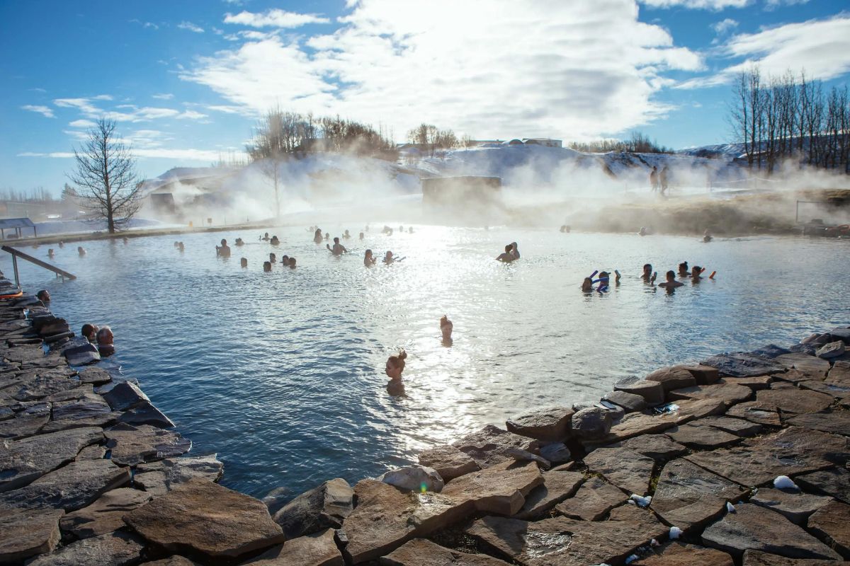 Secret-Geothermal-Pools-Of-The-Aleutian-Arc secret-geothermal-pools-of-the-aleutian-arc