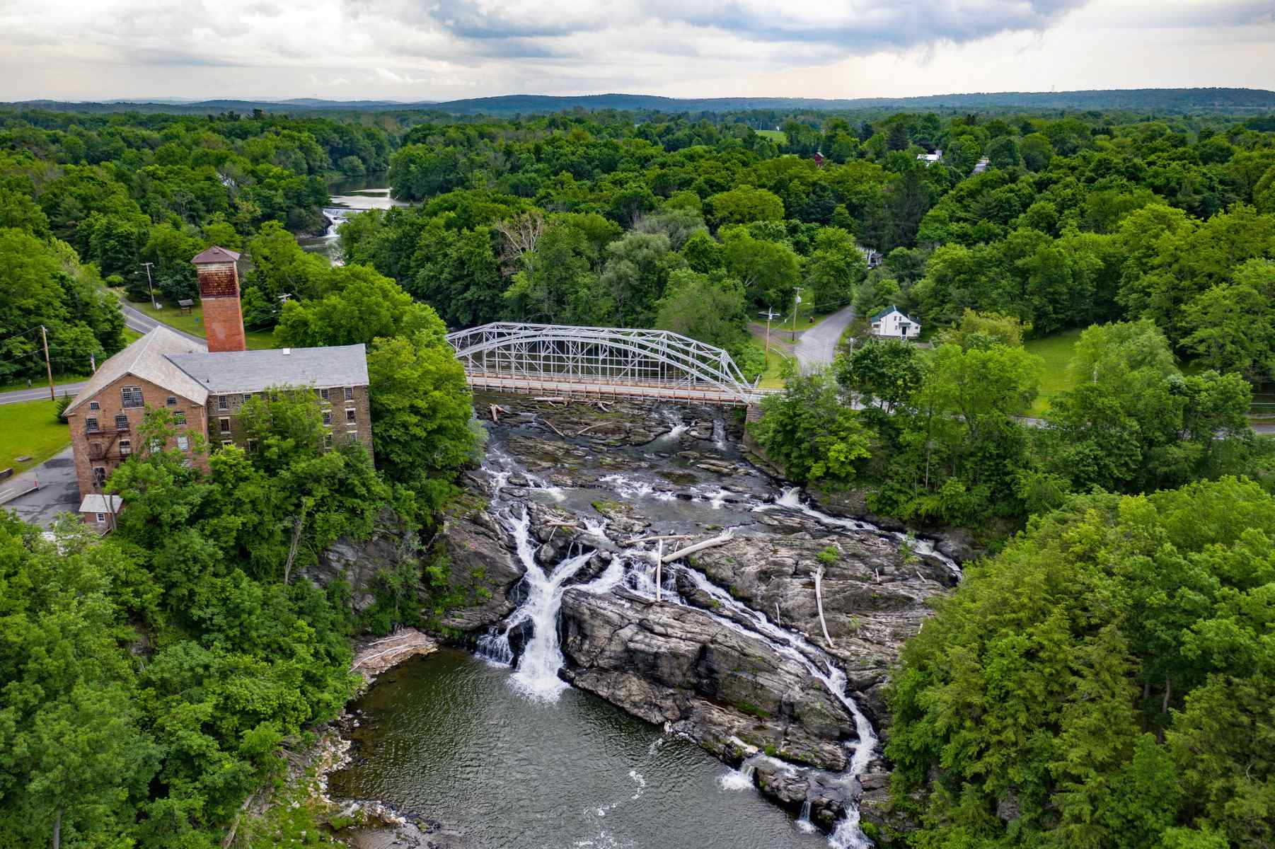 Secret-Paths-Sunken-Roads-Of-New-York8217s-Hudson-Valley secret-paths-sunken-roads-of-new-yorks-hudson-valley