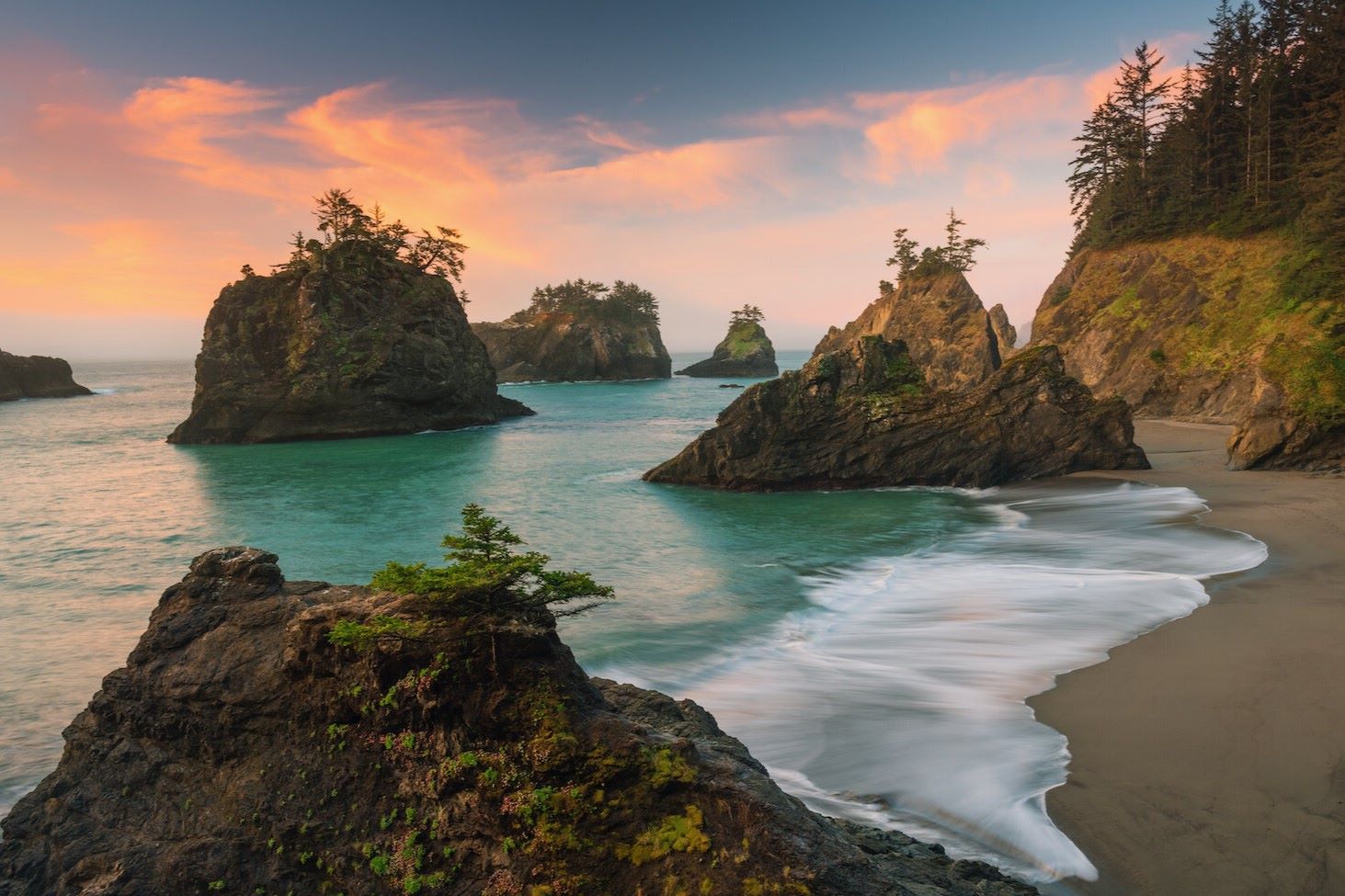 secret-sea-stacks-of-the-pacific-northwest