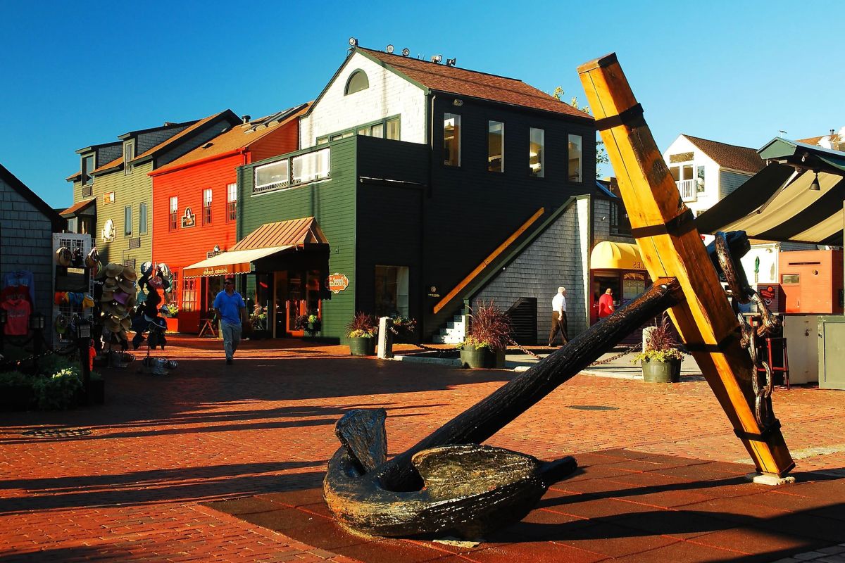 Secret-Towns-Of-Rhode-Island-You-Need-To-See secret-towns-of-rhode-island-you-need-to-see