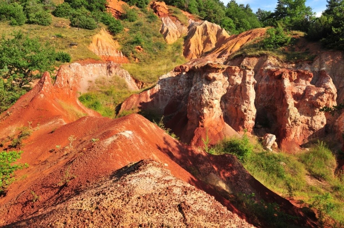 secret-volcanic-plugs-of-auvergne