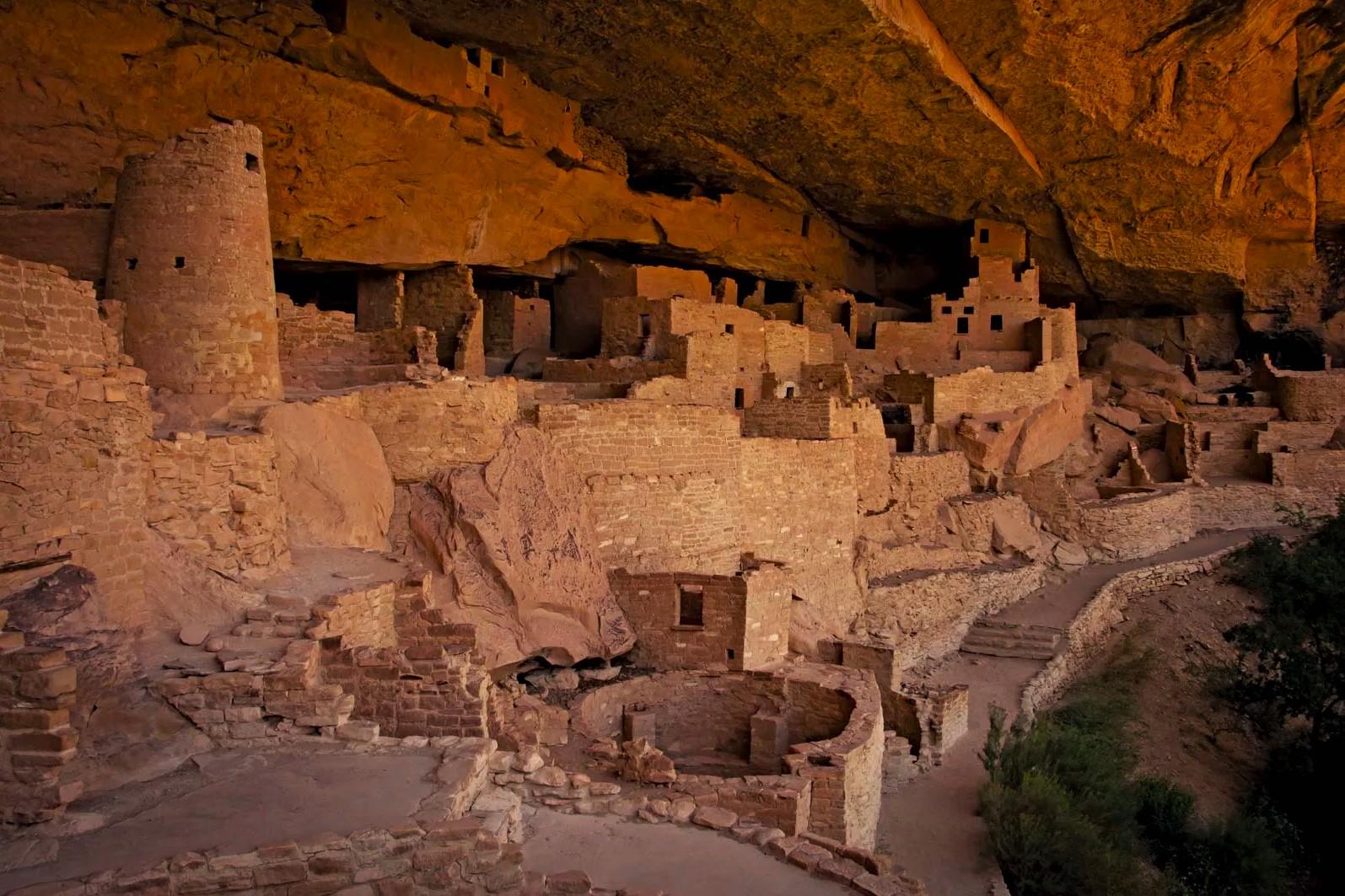 secrets-of-the-pueblo-cliff-dwellings-in-canyon-de-chelly