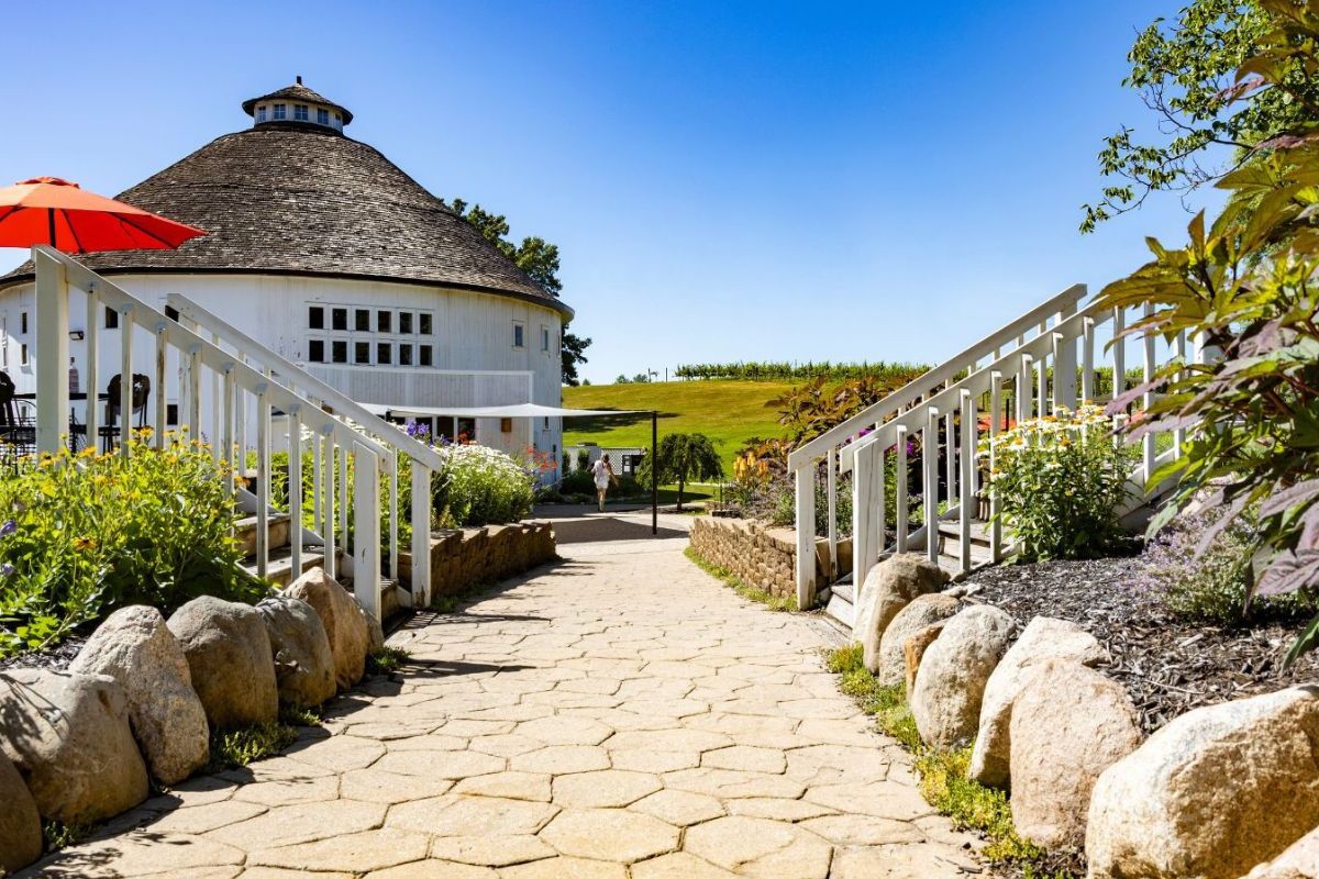 Sip-And-Savor-In-Finger-Lakes8217-Wine-Paradise sip-and-savor-in-finger-lakes-wine-paradise
