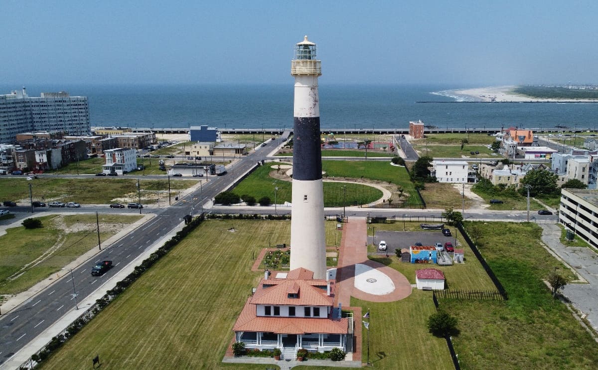 Sky-High-Views-At-Absecon-Lighthouse sky-high-views-at-absecon-lighthouse