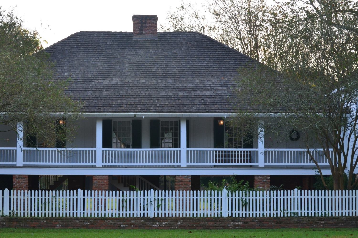 step-back-in-time-at-kent-plantation-house