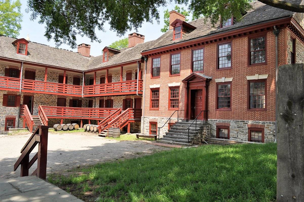 Step-Back-In-Time-At-Old-Barracks-Museum-Reenactments step-back-in-time-at-old-barracks-museum-reenactments