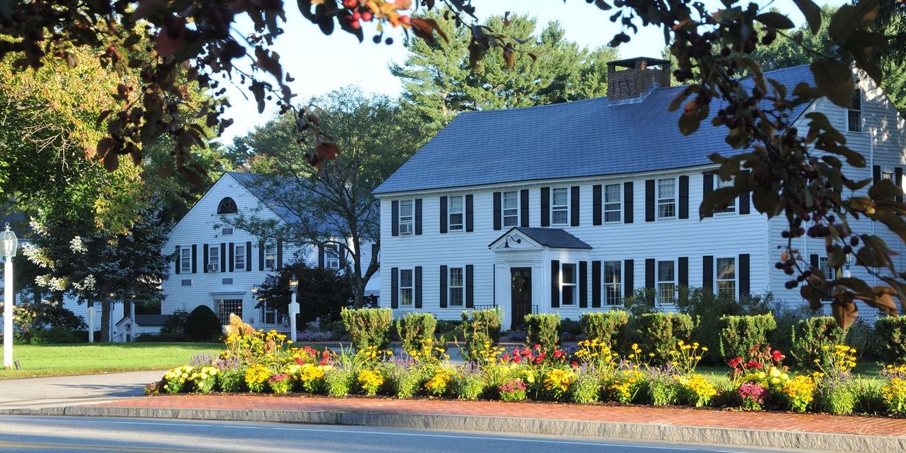 step-back-in-time-at-sturbridges-publick-house-inn