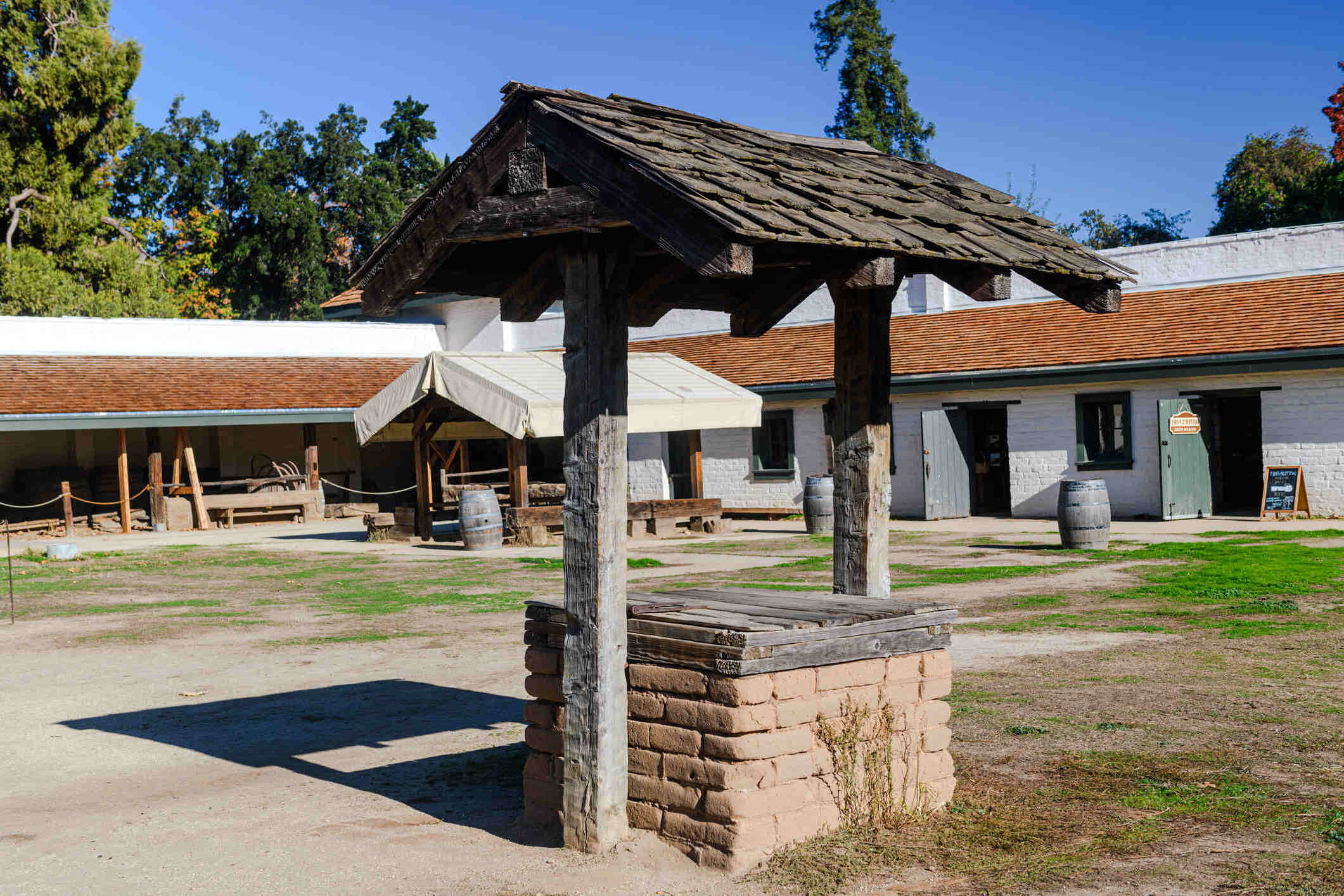 step-back-in-time-at-sutters-fort-sacramento