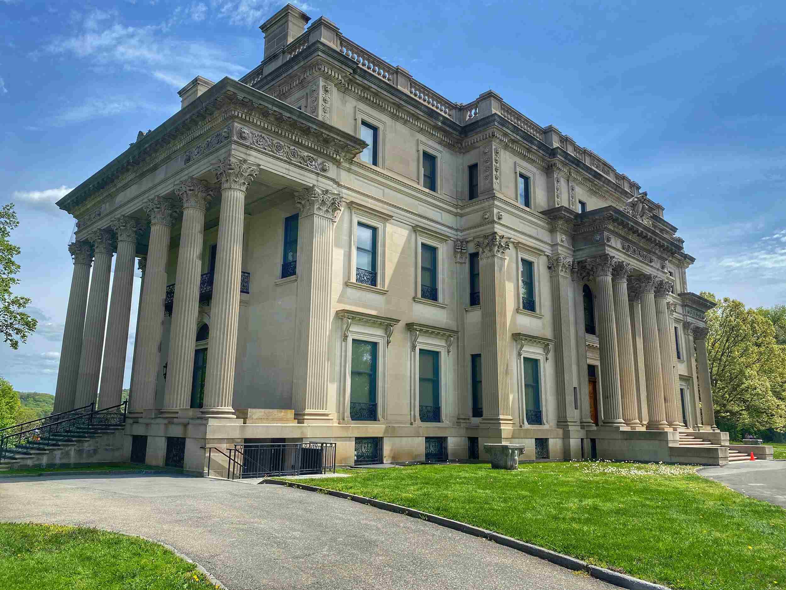 Step-Back-In-Time-At-Vanderbilt-Mansion step-back-in-time-at-vanderbilt-mansion