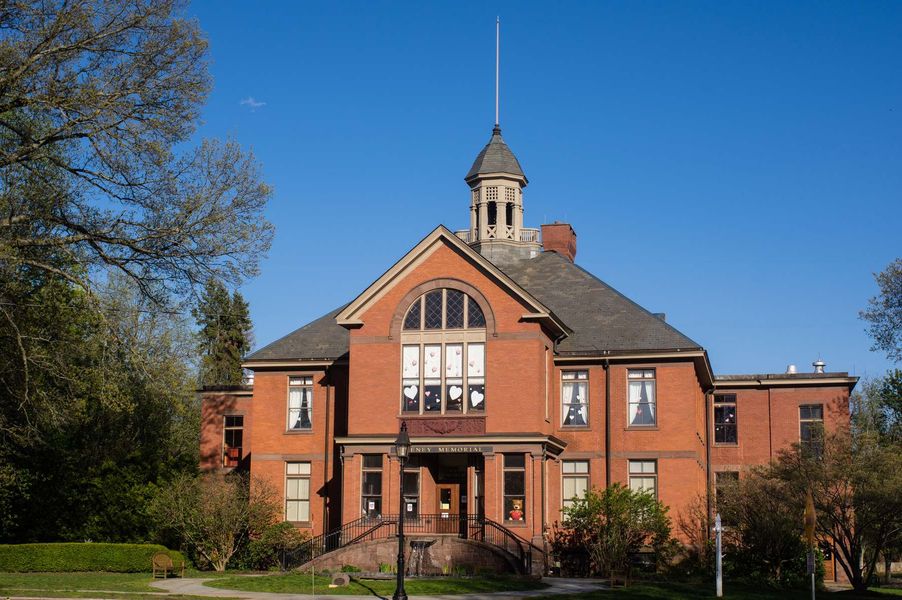 step-back-in-time-at-wethersfields-historic-museum