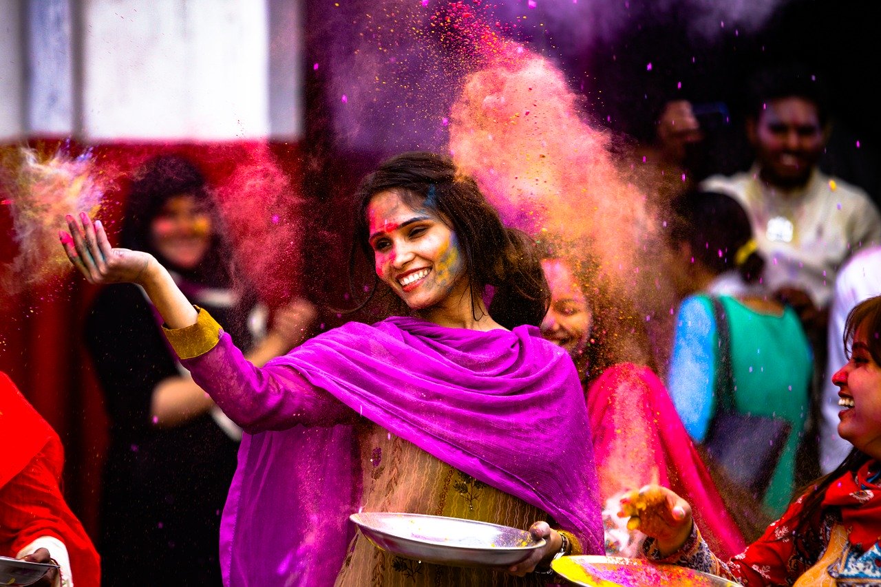 surviving-indias-holi-festival