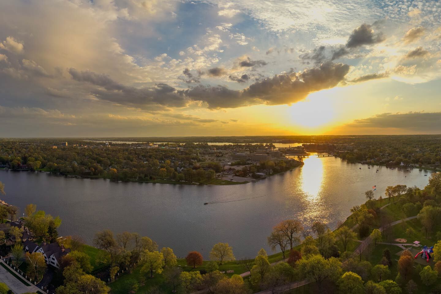 thrill-of-sturgeon-spearing-at-lake-winnebago