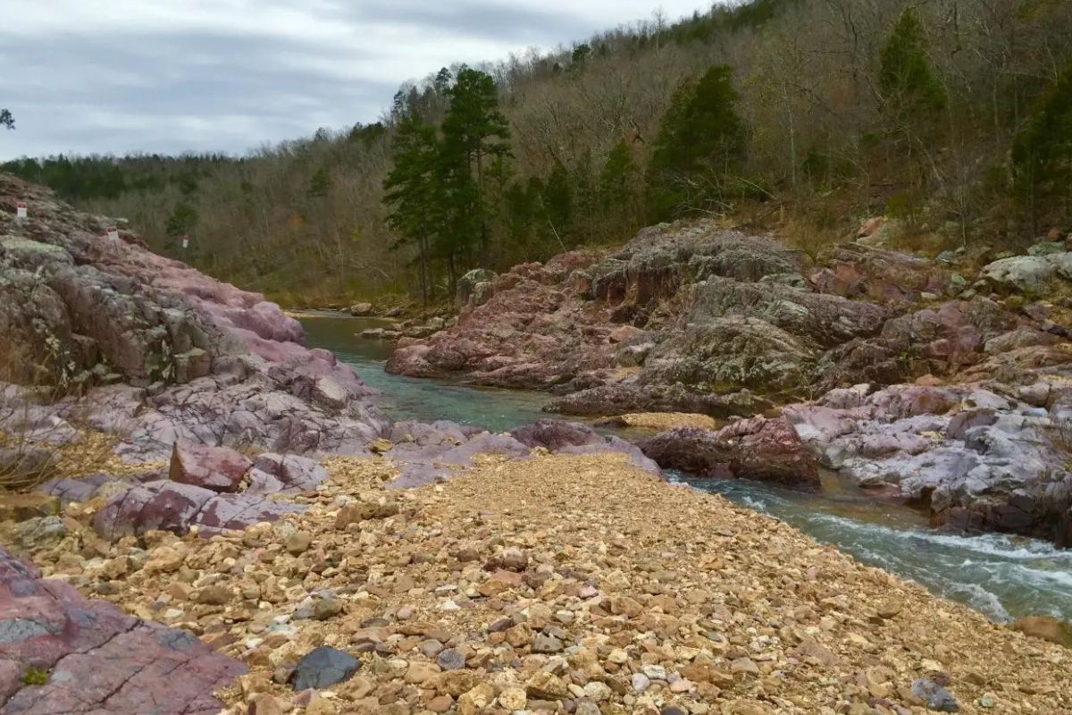 Thrilling-Adventure-Awaits-On-Scour-Trail-At-Johnson8217s-Shut-Ins thrilling-adventure-awaits-on-scour-trail-at-johnsons-shut-ins