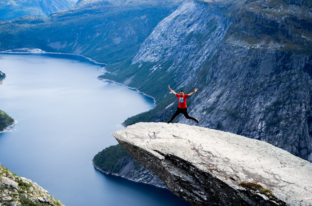 Trolltunga-Norway-The-Thrill-Of-Base-Jumping trolltunga-norway-the-thrill-of-base-jumping