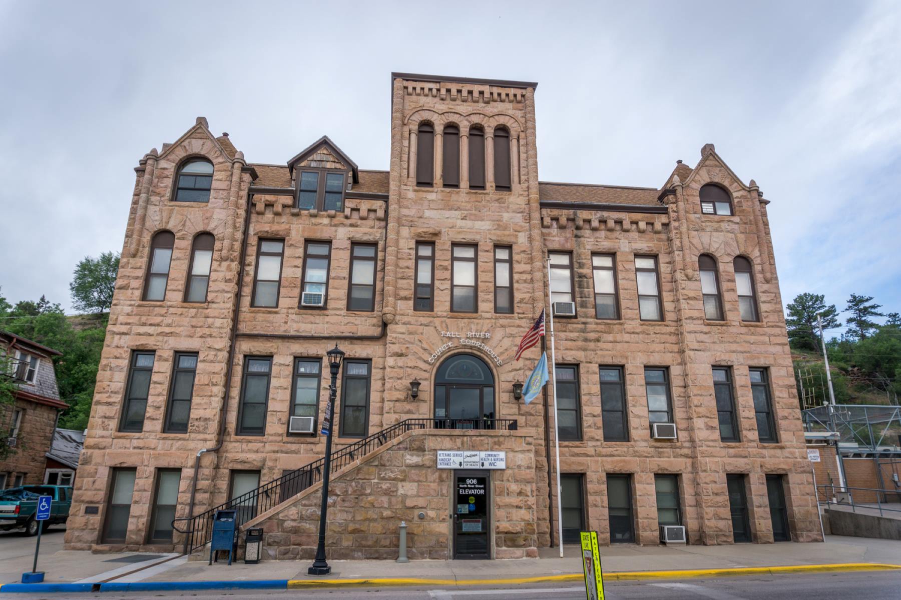 uncover-history-at-hot-springs-fall-river-pioneer-museum