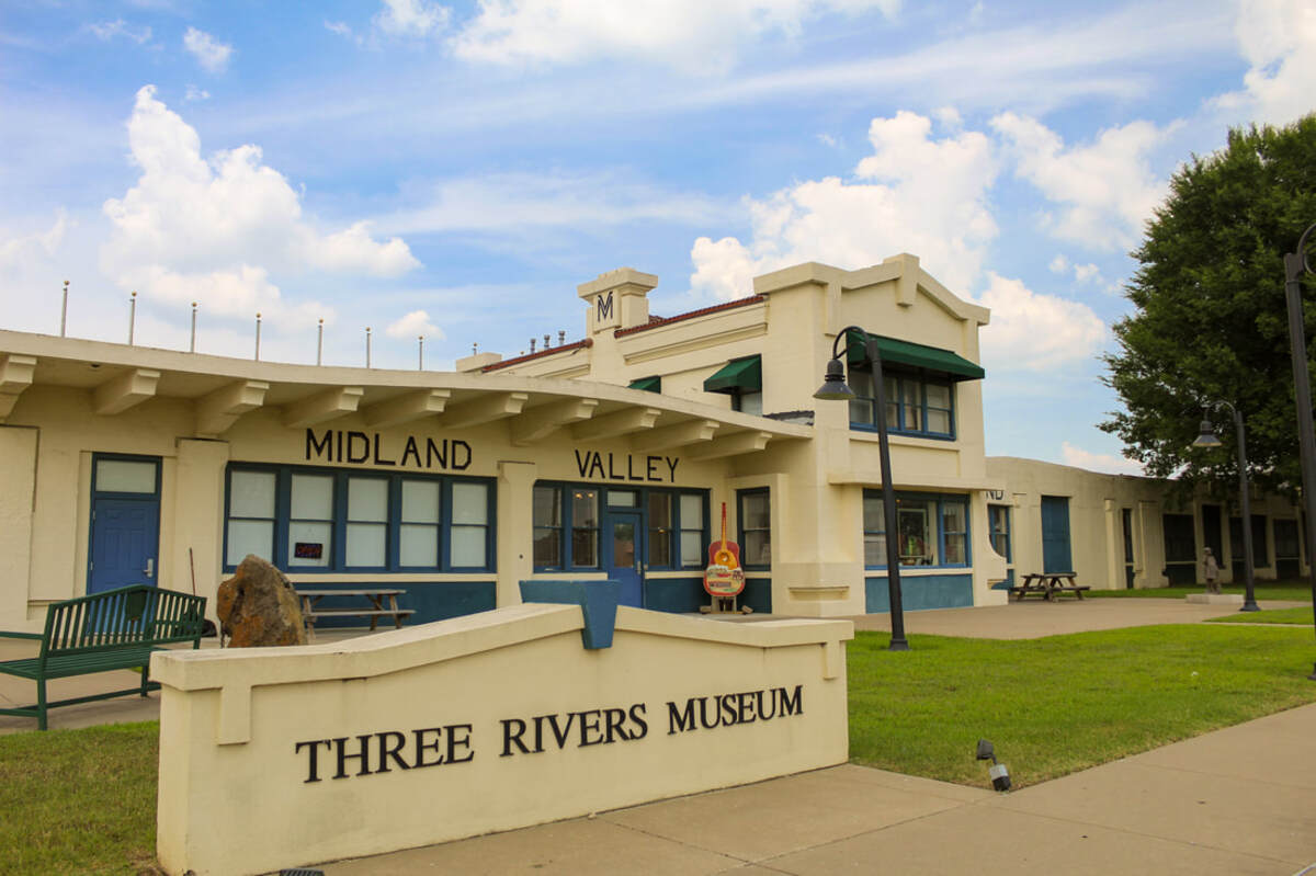 uncover-history-at-muskogees-three-rivers-museum