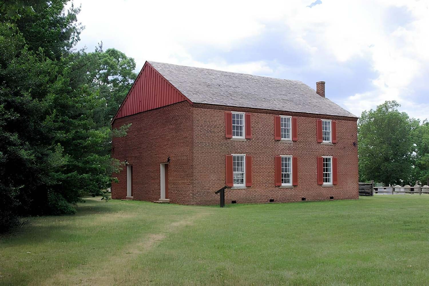 uncover-the-charm-of-old-salem-church-in-fredericksburg