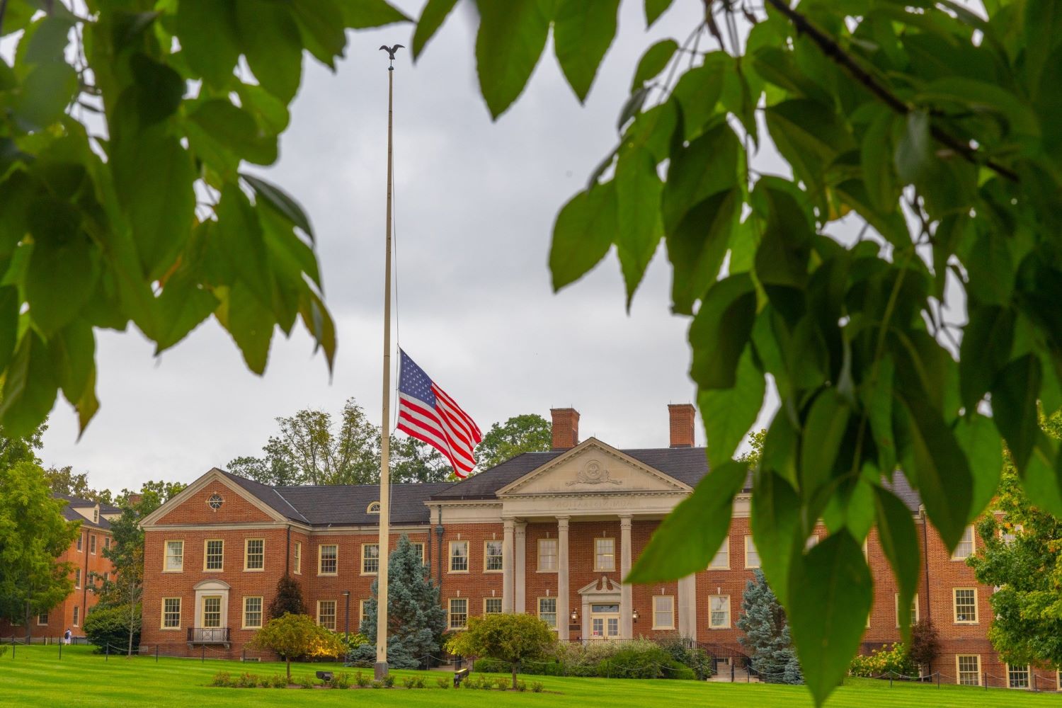 uncover-the-charm-of-oxfords-miami-university-campus