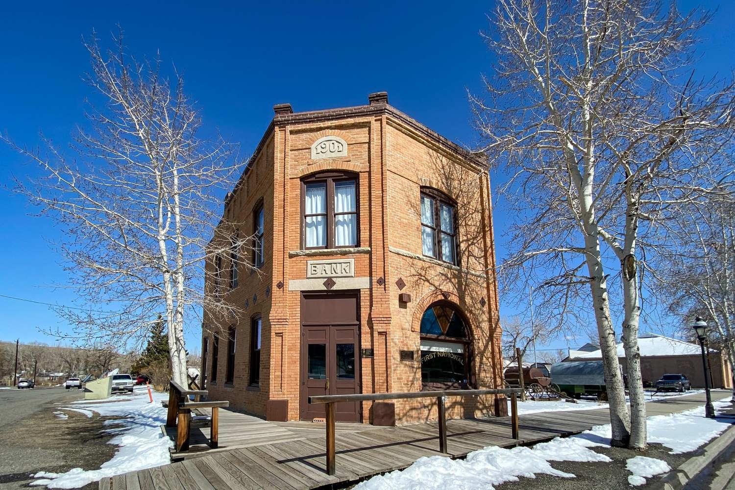 unearth-the-secrets-of-meeteetses-historic-bank-museum