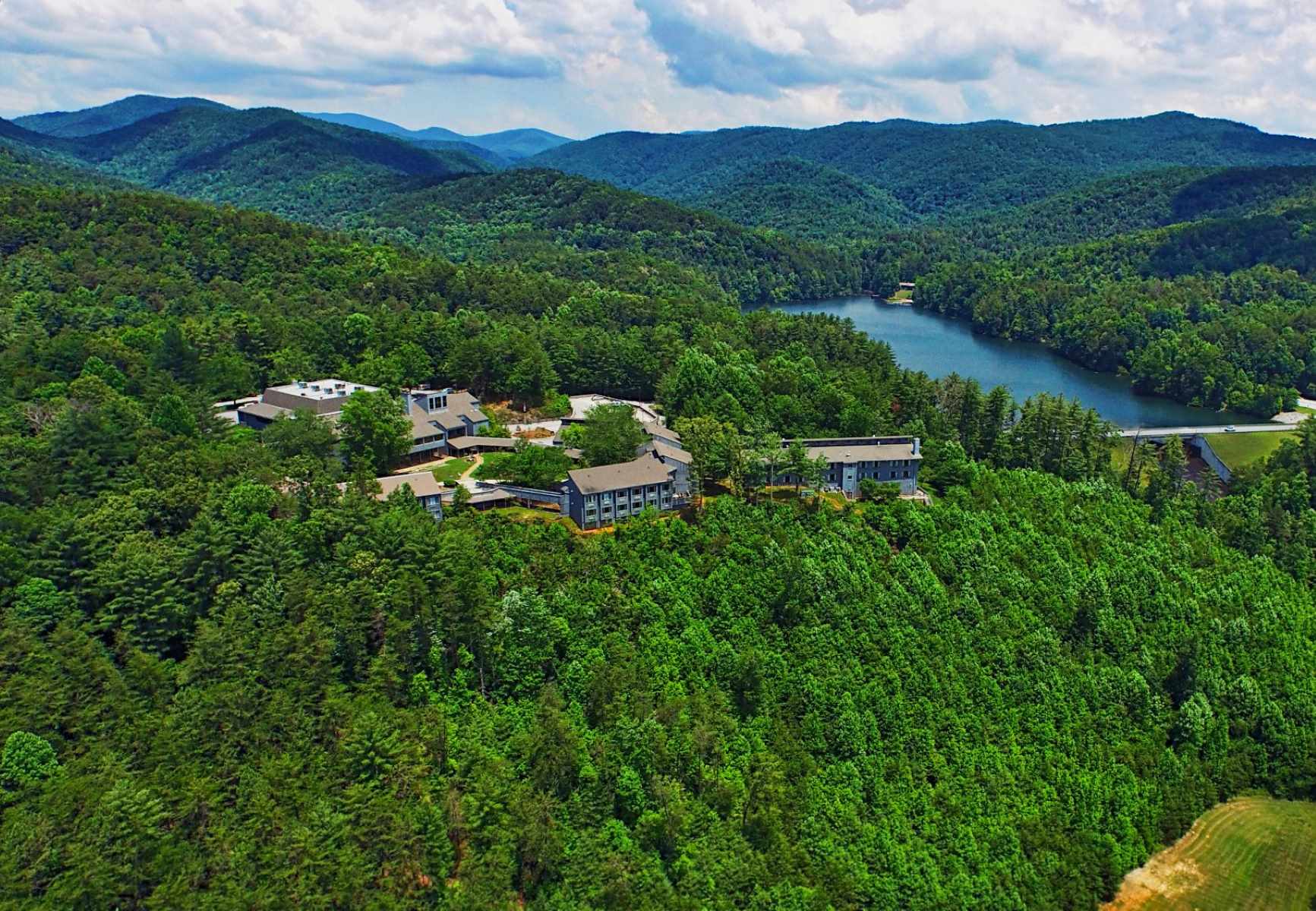 unicoi-state-park-lodge-helens-scenic-retreat