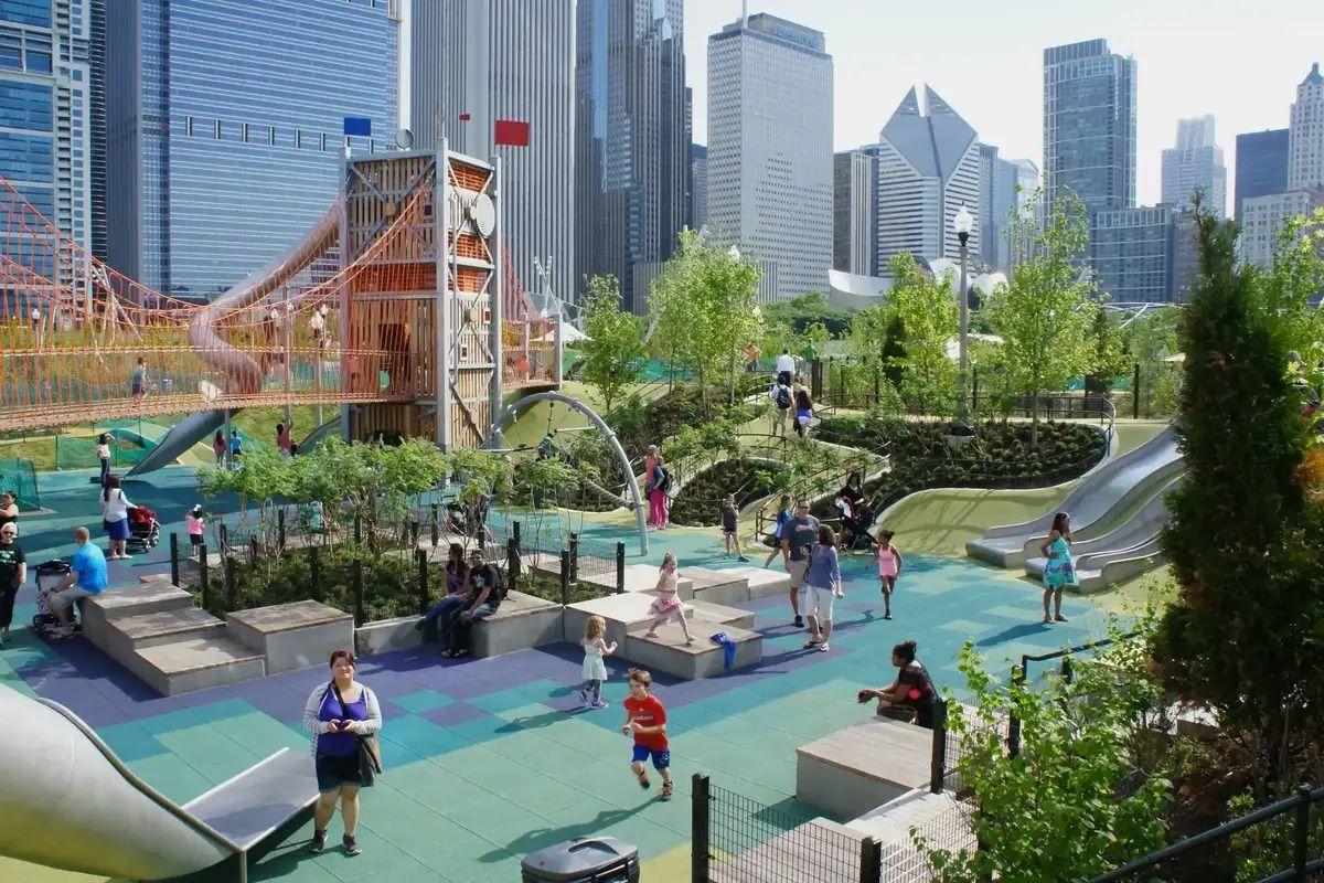 unleash-fun-at-chicagos-maggie-daley-park-playground