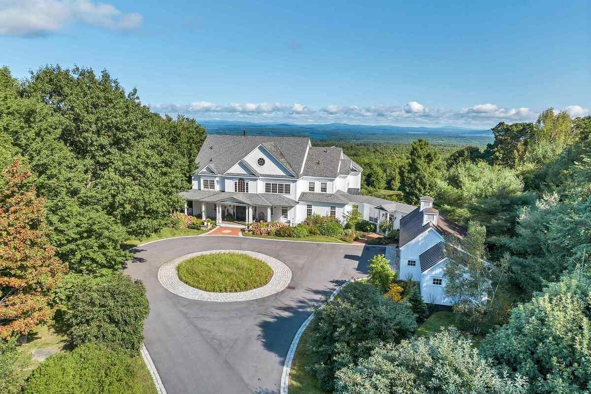 unveil-the-charm-of-tuftonboros-19-mile-bay