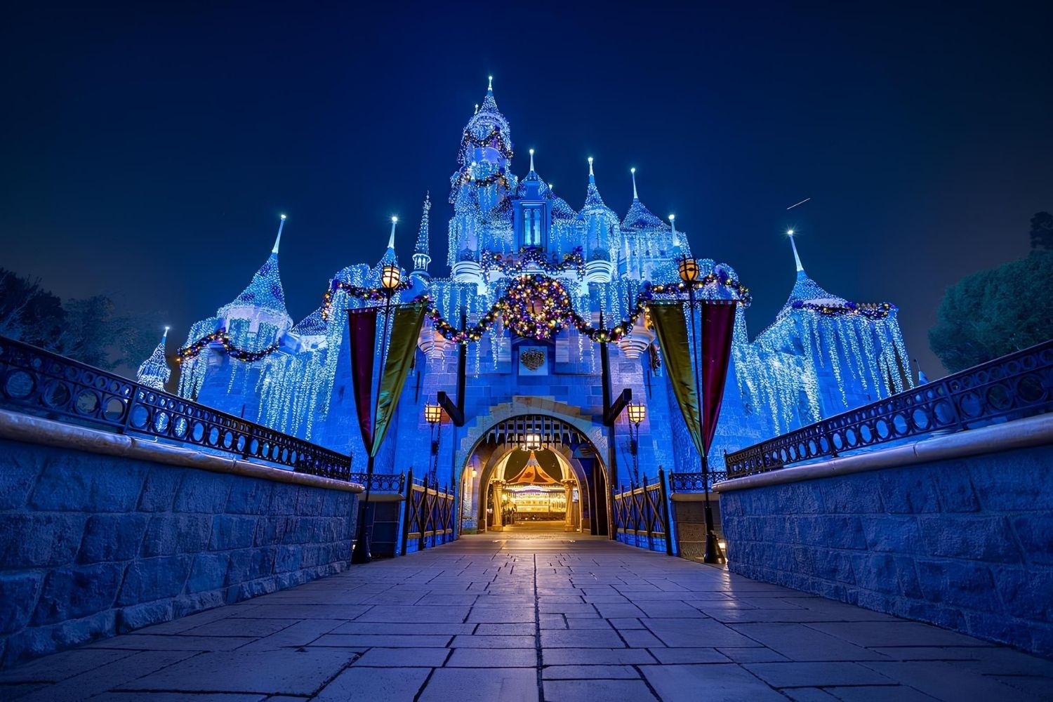 unveil-the-magic-of-disneyland-anaheim