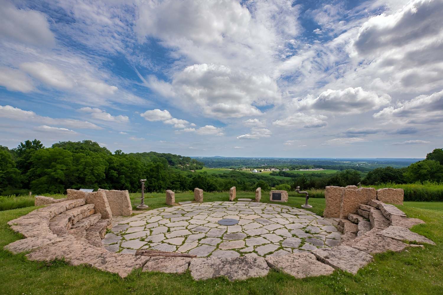 unveil-the-magic-of-horseshoe-mound-preserve