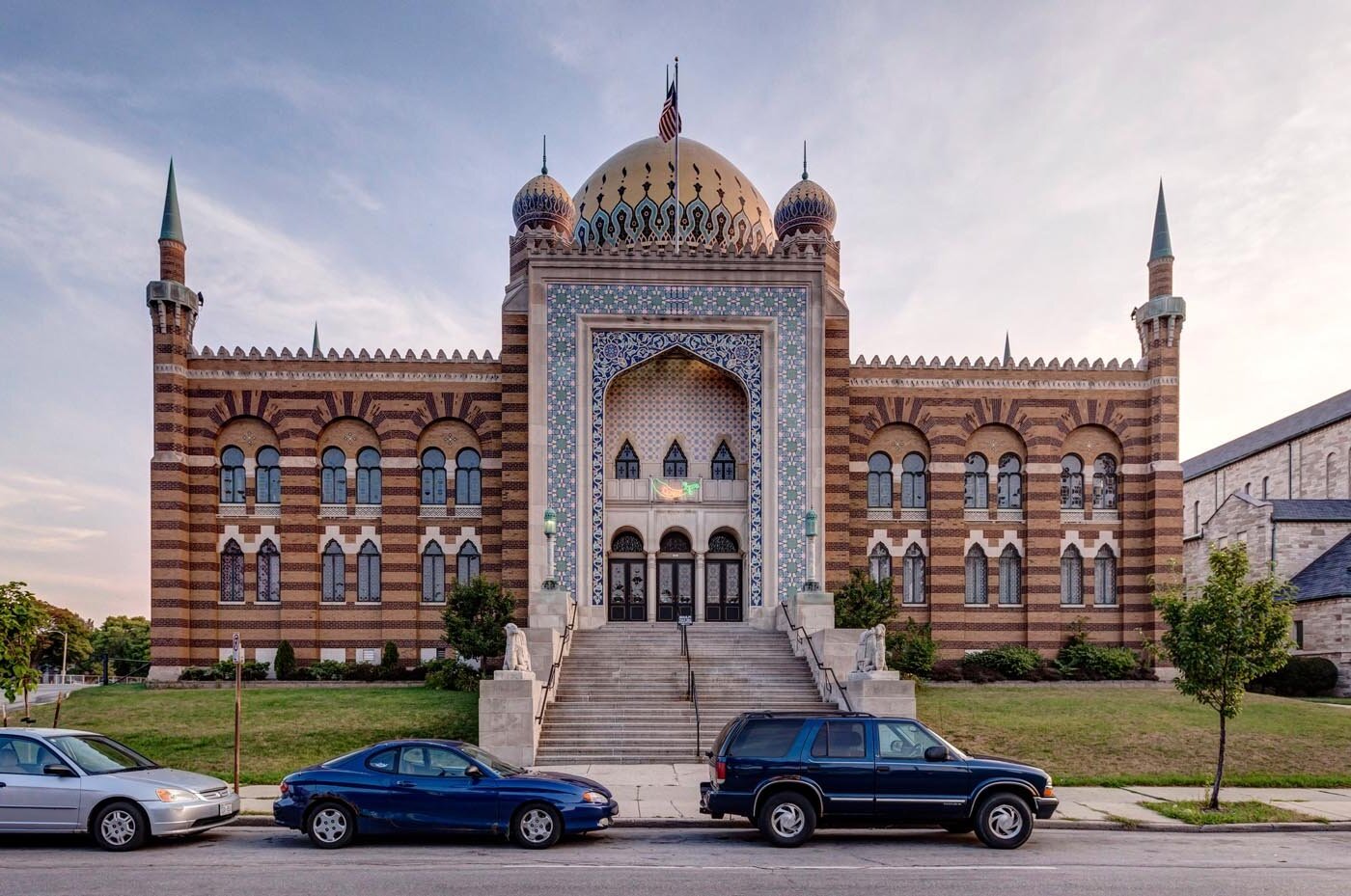 unveil-the-magic-of-milwaukees-tripoli-shrine-center
