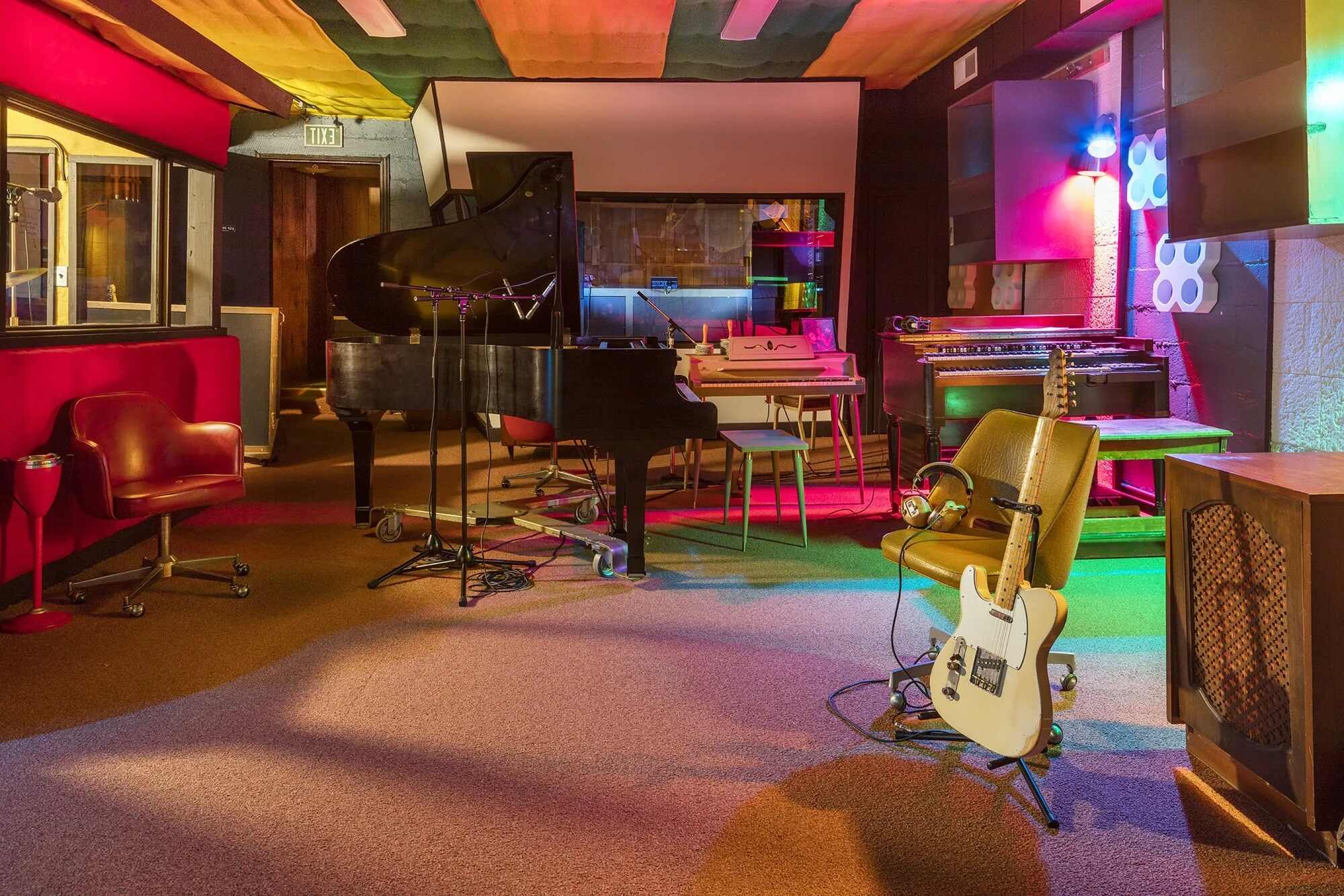Unveil-The-Magic-Of-Muscle-Shoals-Sound-Studio unveil-the-magic-of-muscle-shoals-sound-studio