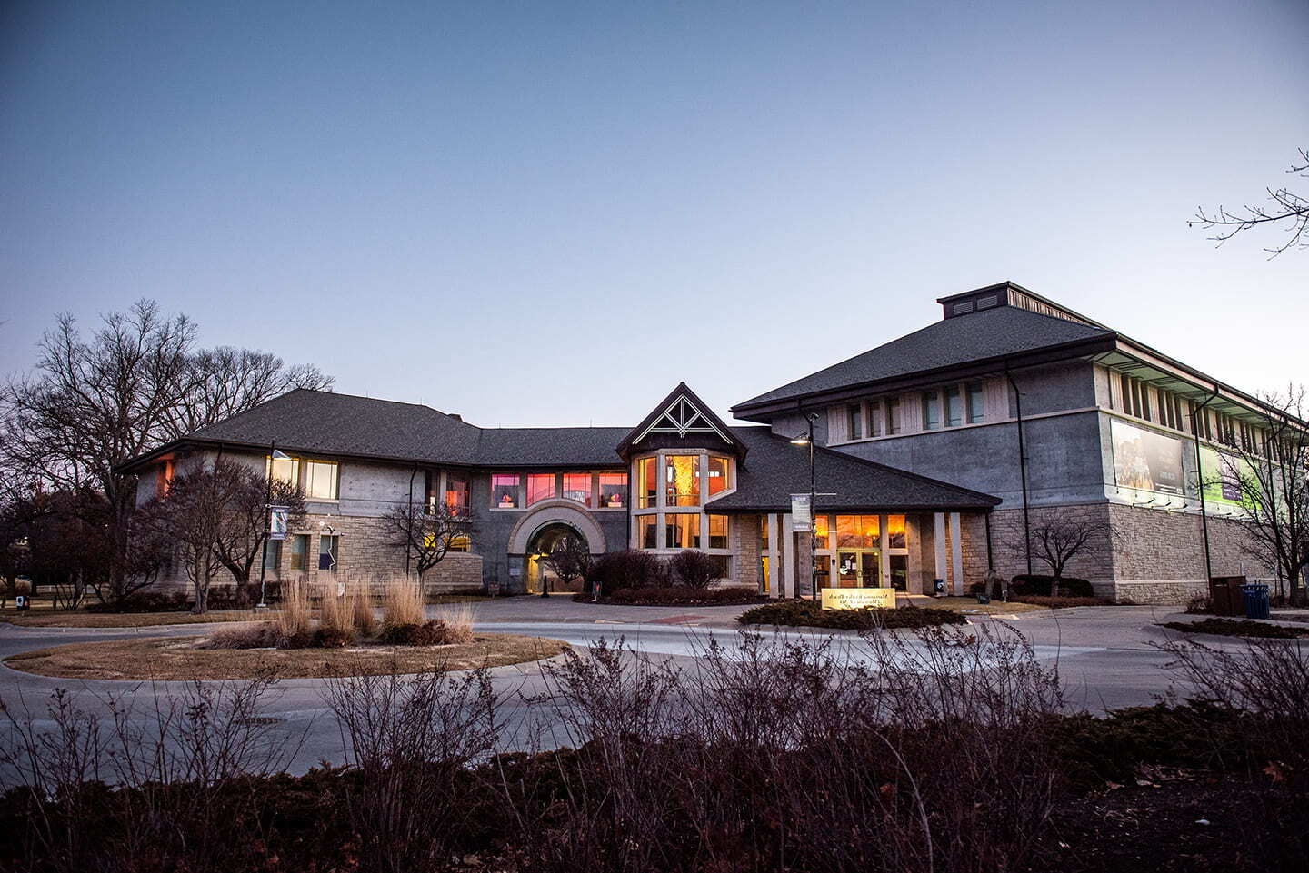 unveiling-manhattans-marianna-kistler-beach-art-marvel