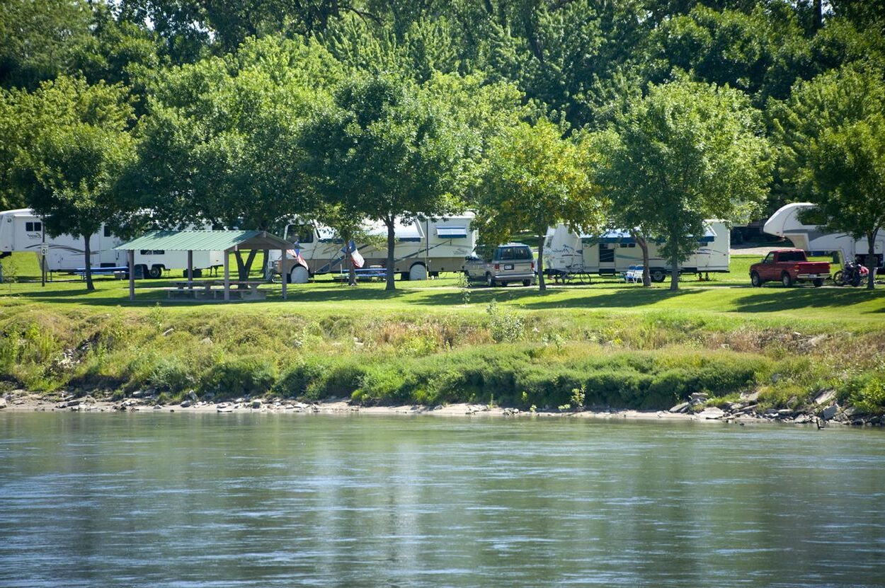 unwind-at-south-sioux-citys-scenic-park-campground