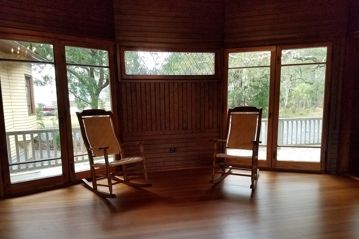 wrights-beachfront-marvel-charnley-norwood-house