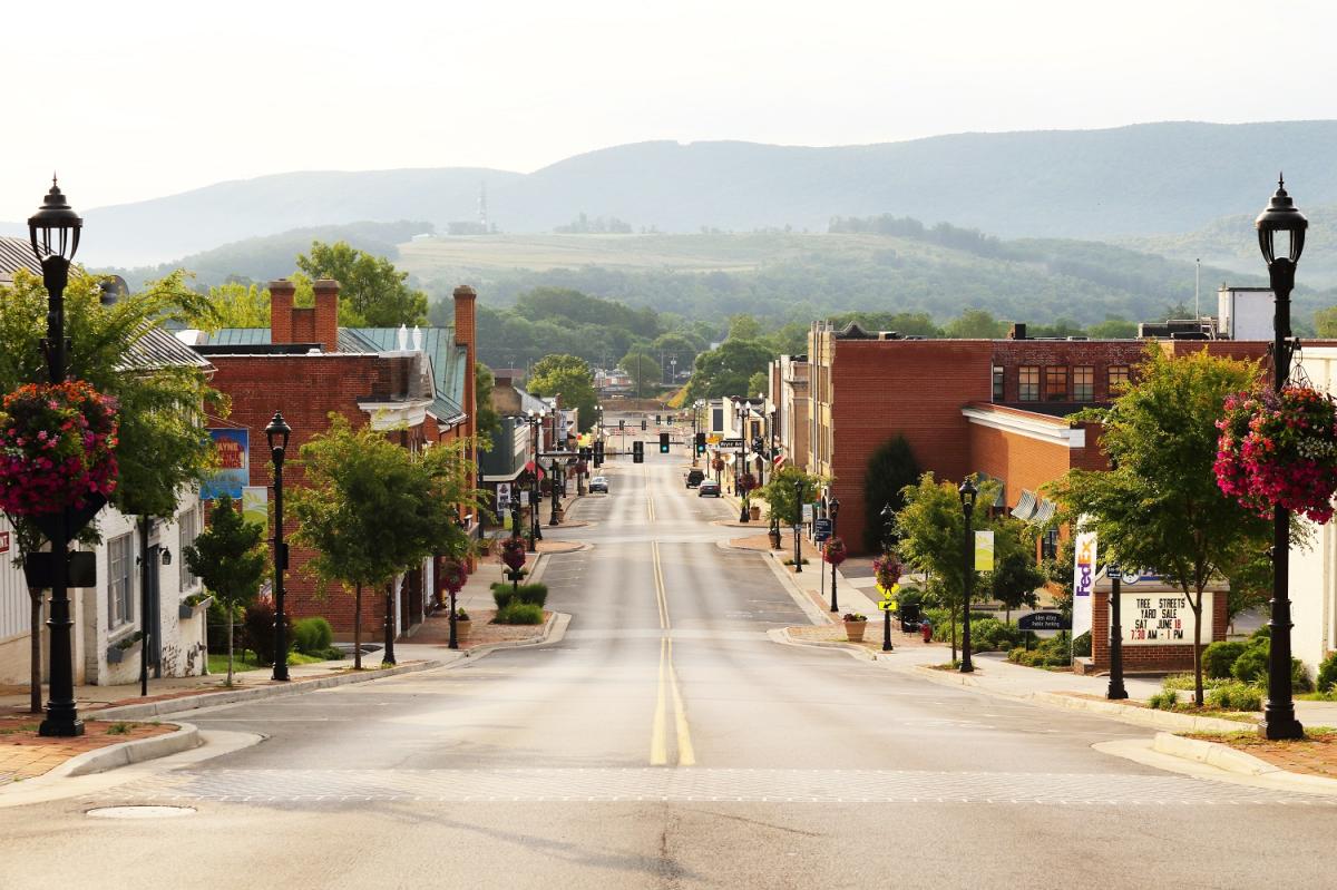 15-hidden-towns-in-virginias-blue-ridge-touristsecrets
