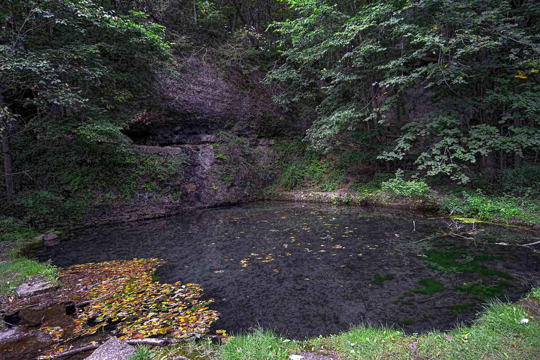 Adventure-Awaits-At-Backbone-State-Park8217s-Rugged-Dells adventure-awaits-at-backbone-state-parks-rugged-dells