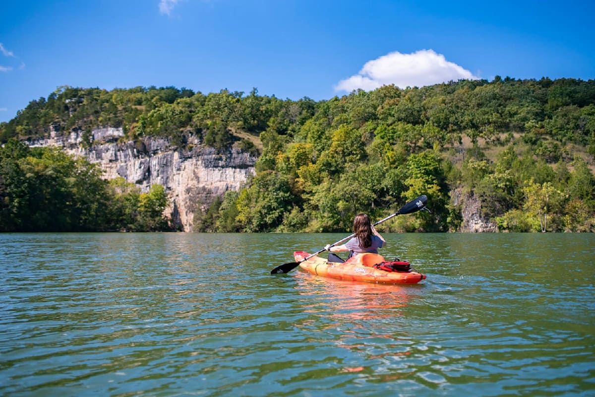 adventure-awaits-on-lake-of-the-ozarks-aquatic-trail