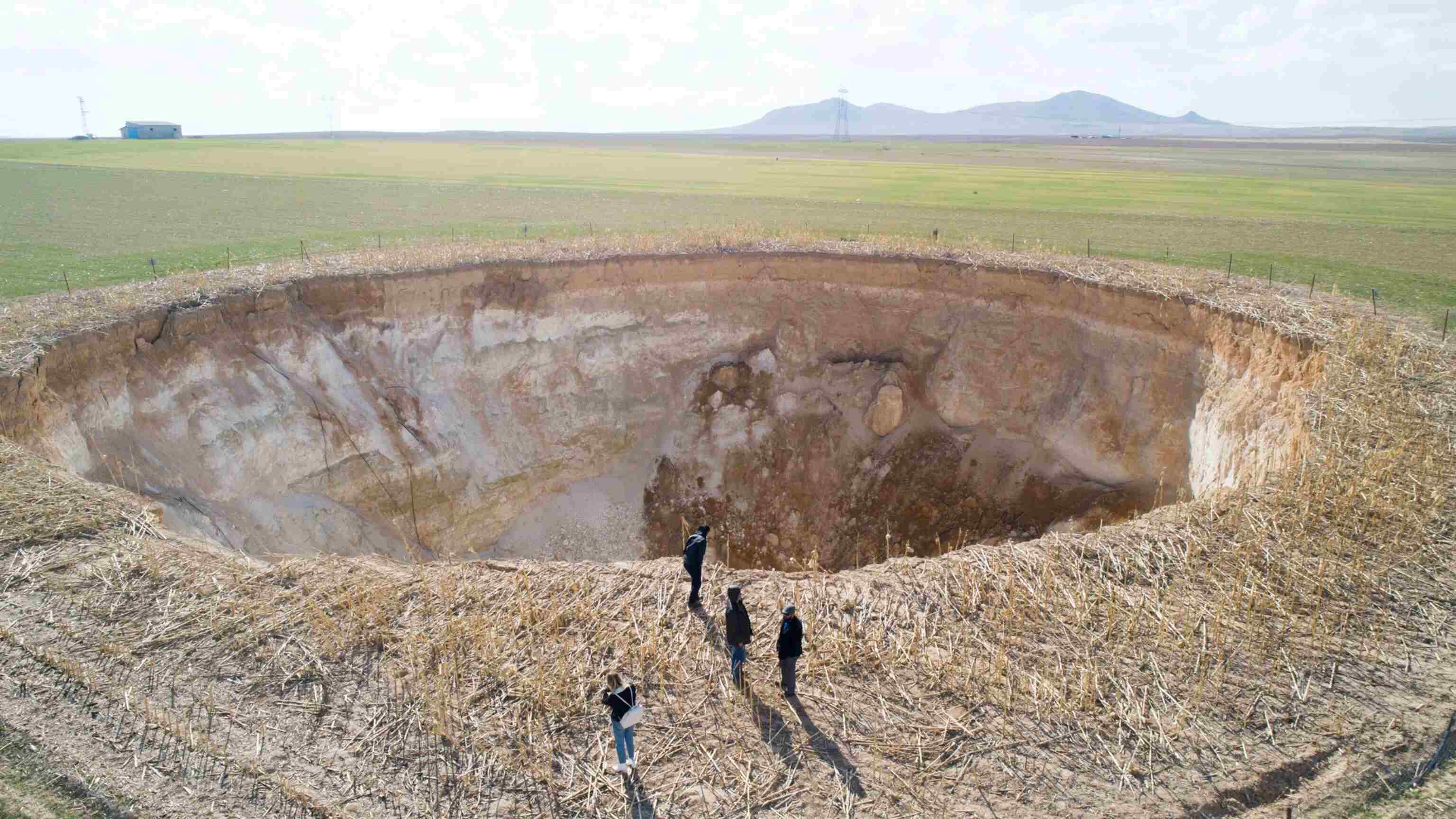 Alabama8217s-Mysterious-162-Foot-Limestone-Sinkhole alabamas-mysterious-162-foot-limestone-sinkhole