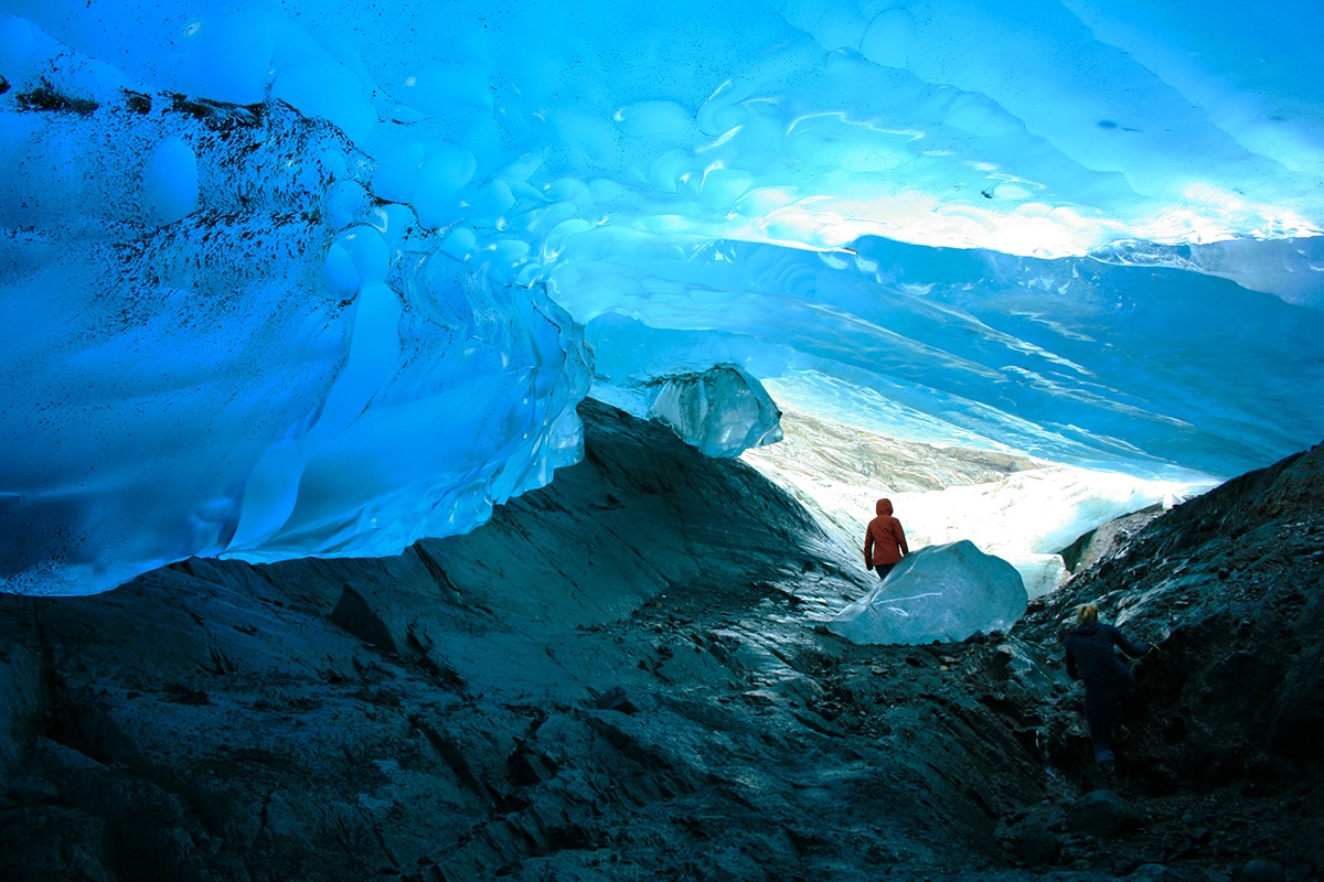 Alaska8217s-Hidden-Glacial-Caves-Icy-Wonderlands-Beyond-The-Cruise-Path alaskas-hidden-glacial-caves-icy-wonderlands-beyond-the-cruise-path