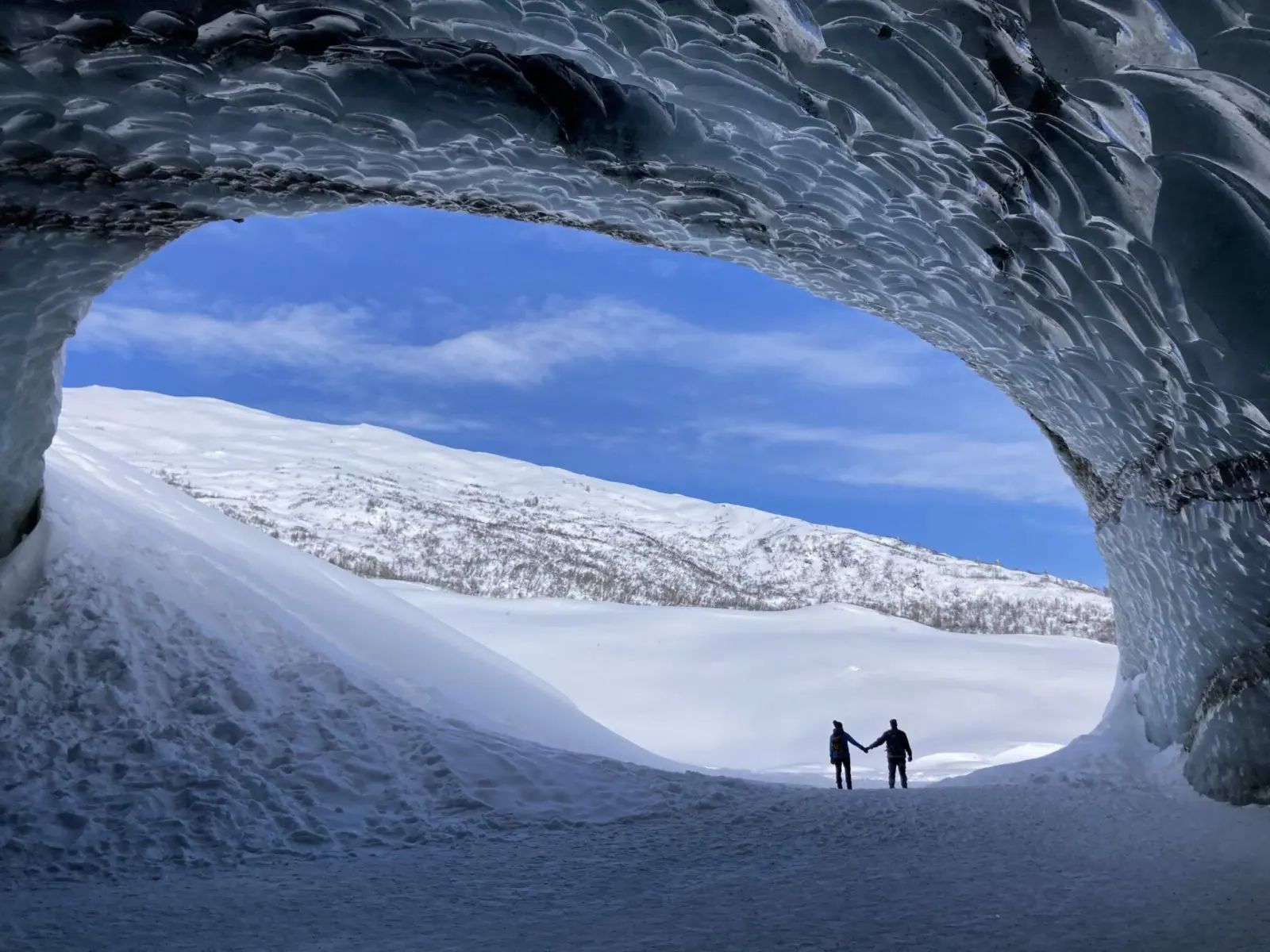 alaskas-secret-castner-glacier-ice-cave-mystery