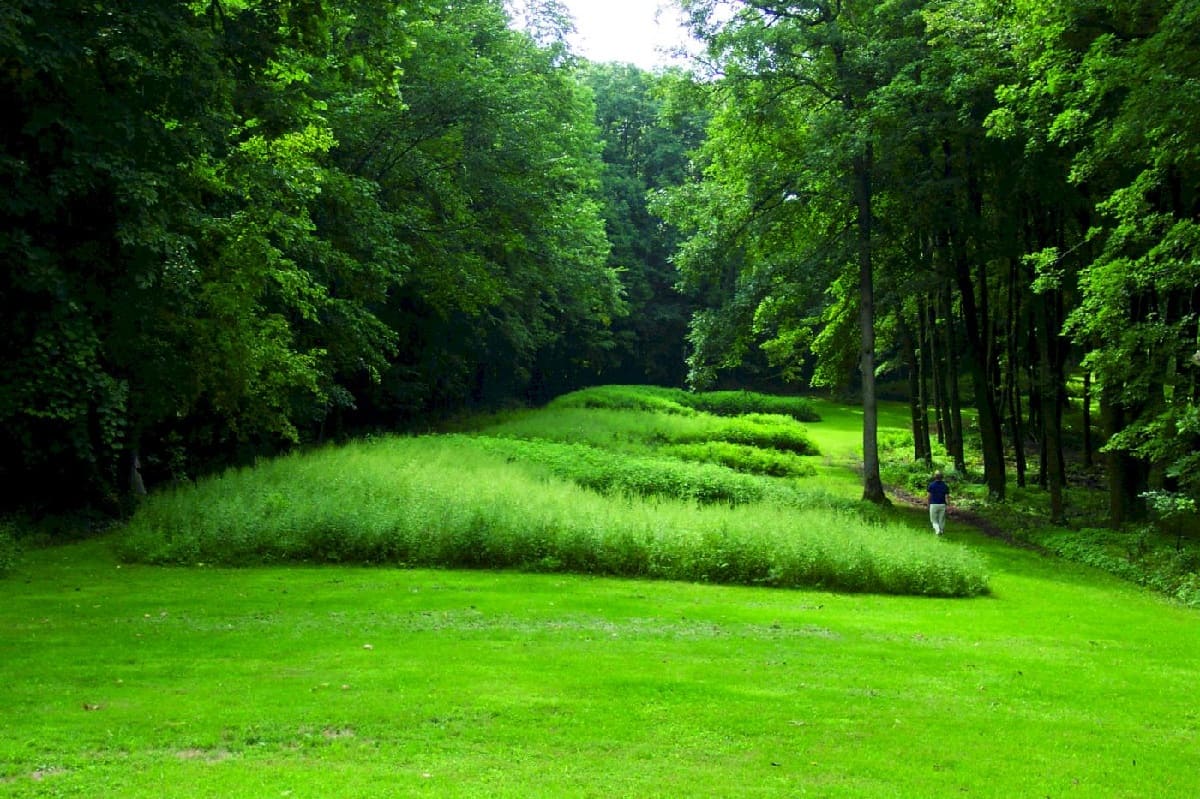 Ancient-Marvels-Of-Effigy-Mounds-National-Monument ancient-marvels-of-effigy-mounds-national-monument