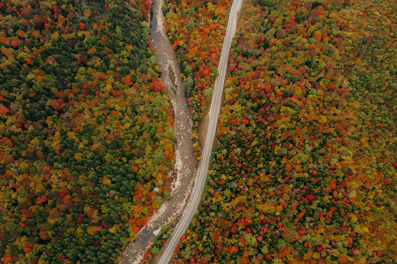Autumn-Magic-On-Kancamagus-Highway autumn-magic-on-kancamagus-highway