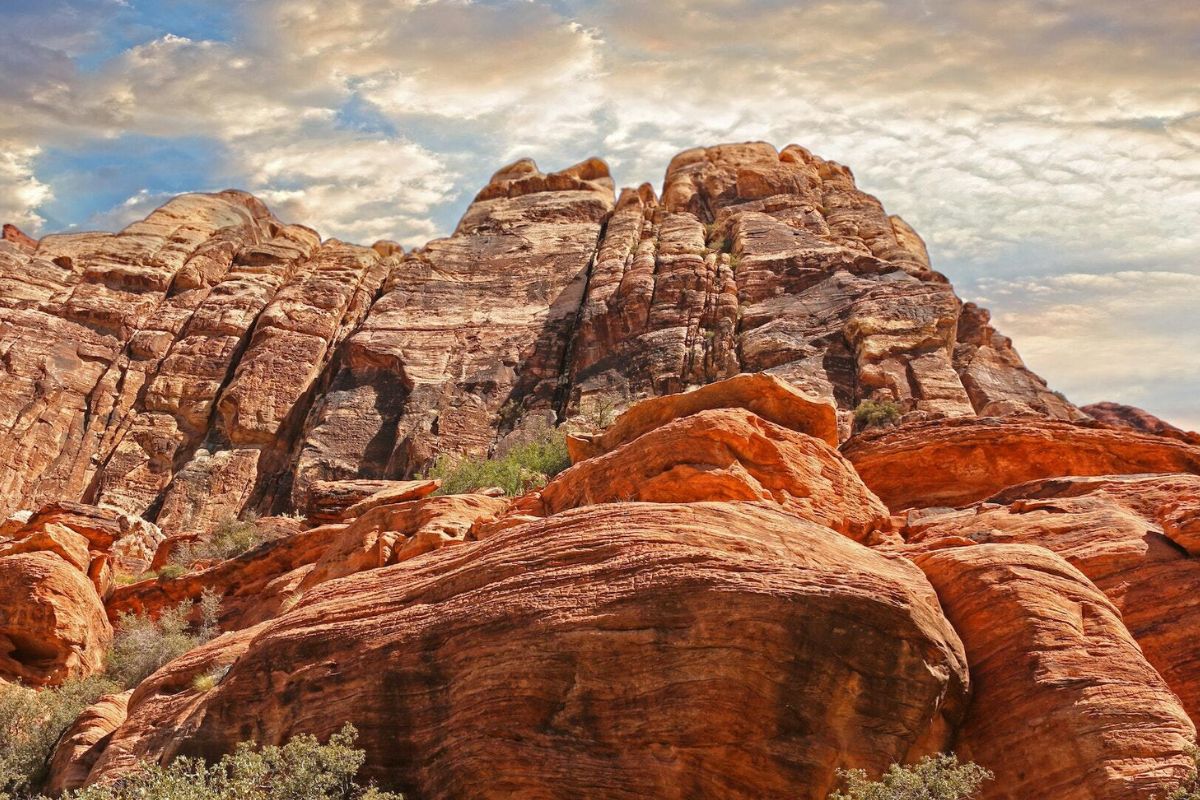 breathtaking-adventure-through-red-rock-canyon