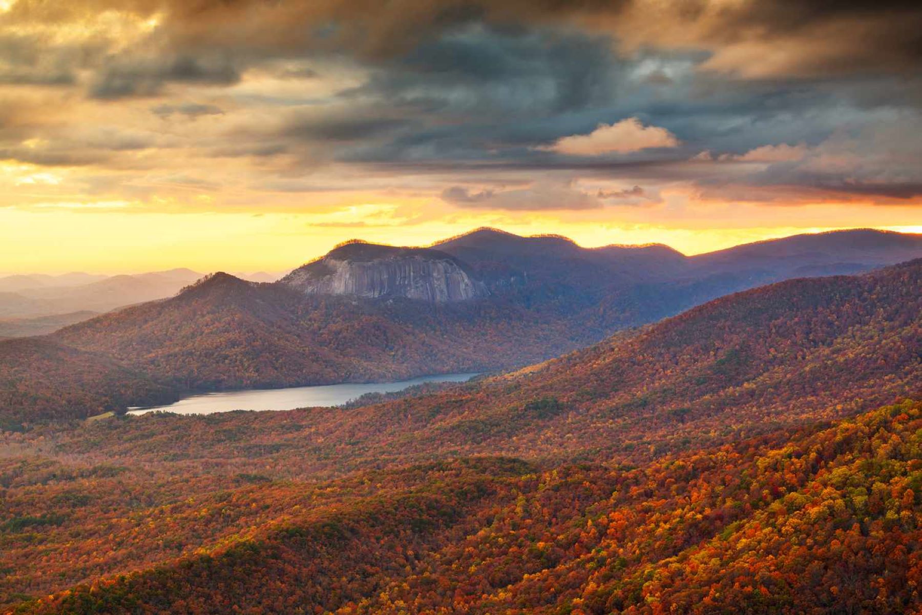 Breathtaking-Views-At-Table-Rock-State-Park breathtaking-views-at-table-rock-state-park
