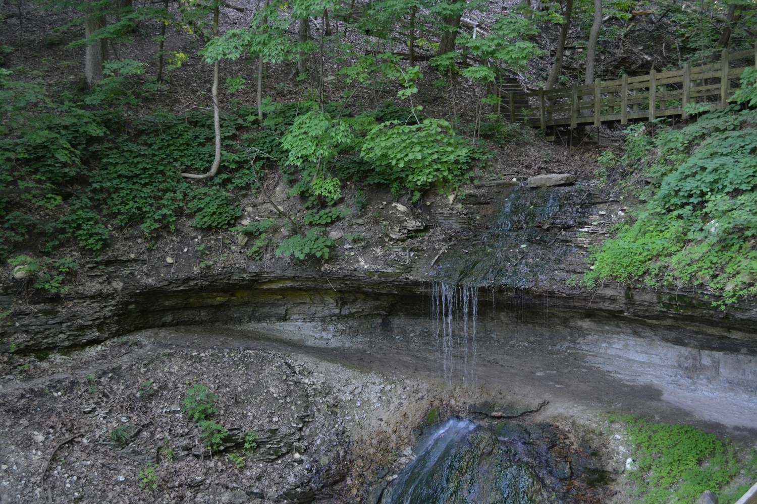 bridal-veil-falls-a-hidden-gem-at-pikes-peak-state-park