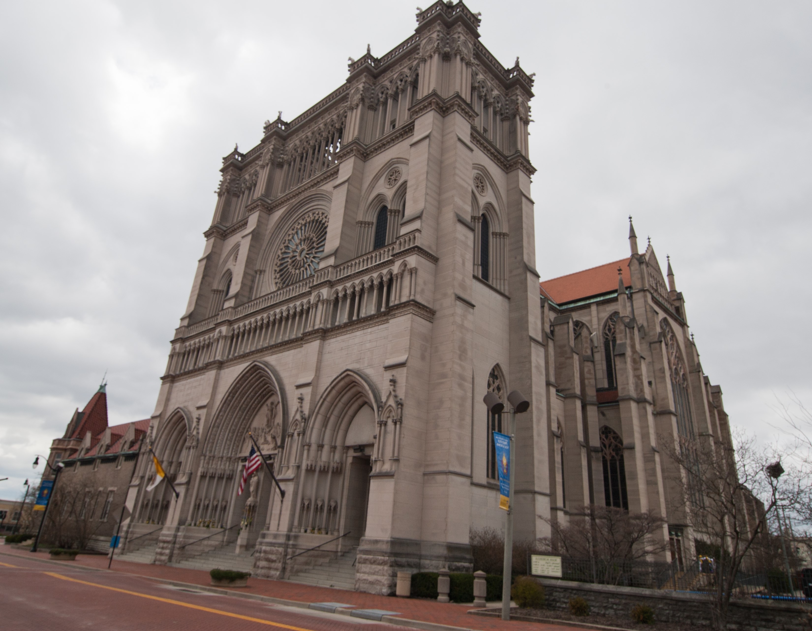 covingtons-basilica-of-st-mary-and-its-intriguing-stained-glass