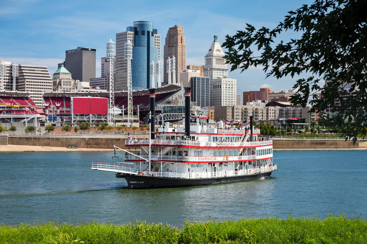 Cruise-Newport8217s-Scenic-BB-Riverboats-Adventure cruise-newports-scenic-bb-riverboats-adventure