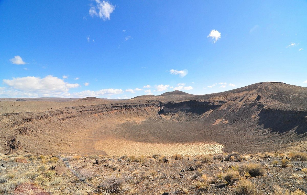 Discover-The-Hidden-Gems-Of-Black-Rock-Desert-Nevada-Lunar-Crater-Backcountry-Byway-TouristSecrets discover-the-hidden-gems-of-black-rock-desert-nevada-lunar-crater-backcountry-byway-touristsecrets