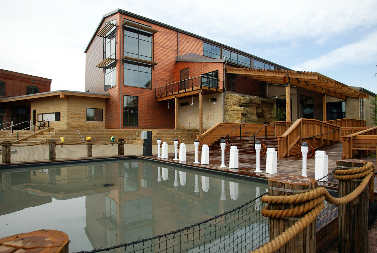 dive-into-the-wonders-of-the-mississippi-river-museum