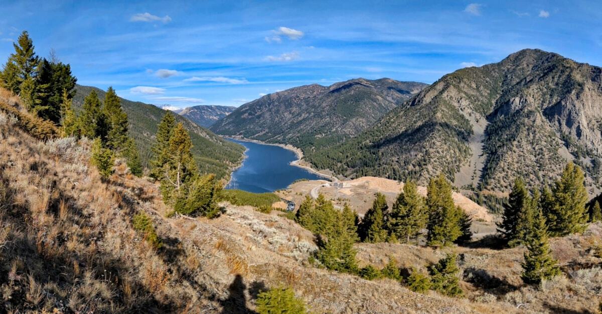 Echoing-Earthquake-Lakes-Of-Yellowstone8217s-Wilderness echoing-earthquake-lakes-of-yellowstones-wilderness